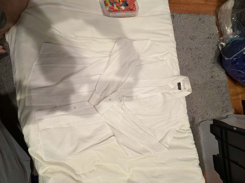 Chelsea Campbell for Charter Club White Pleated Button Down Shirt Size 8